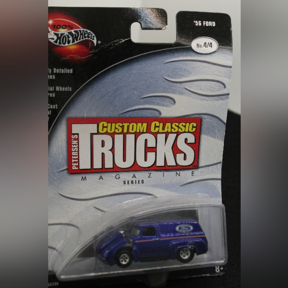 Hot Wheels Custom Classics Trucks Magazine Series '56 Ford Blue